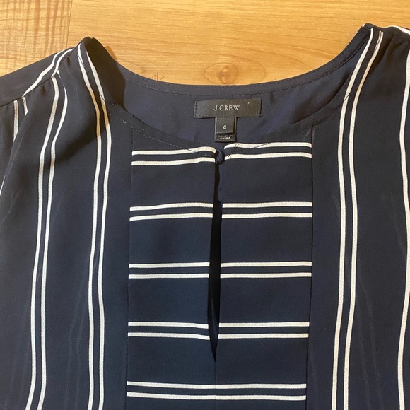 J.Crew Drapey Keyhole Stripe top Navy - Picture 3 of 6